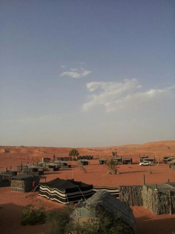 Nomadic Desert Camp Al Wāşil Kültér fotó